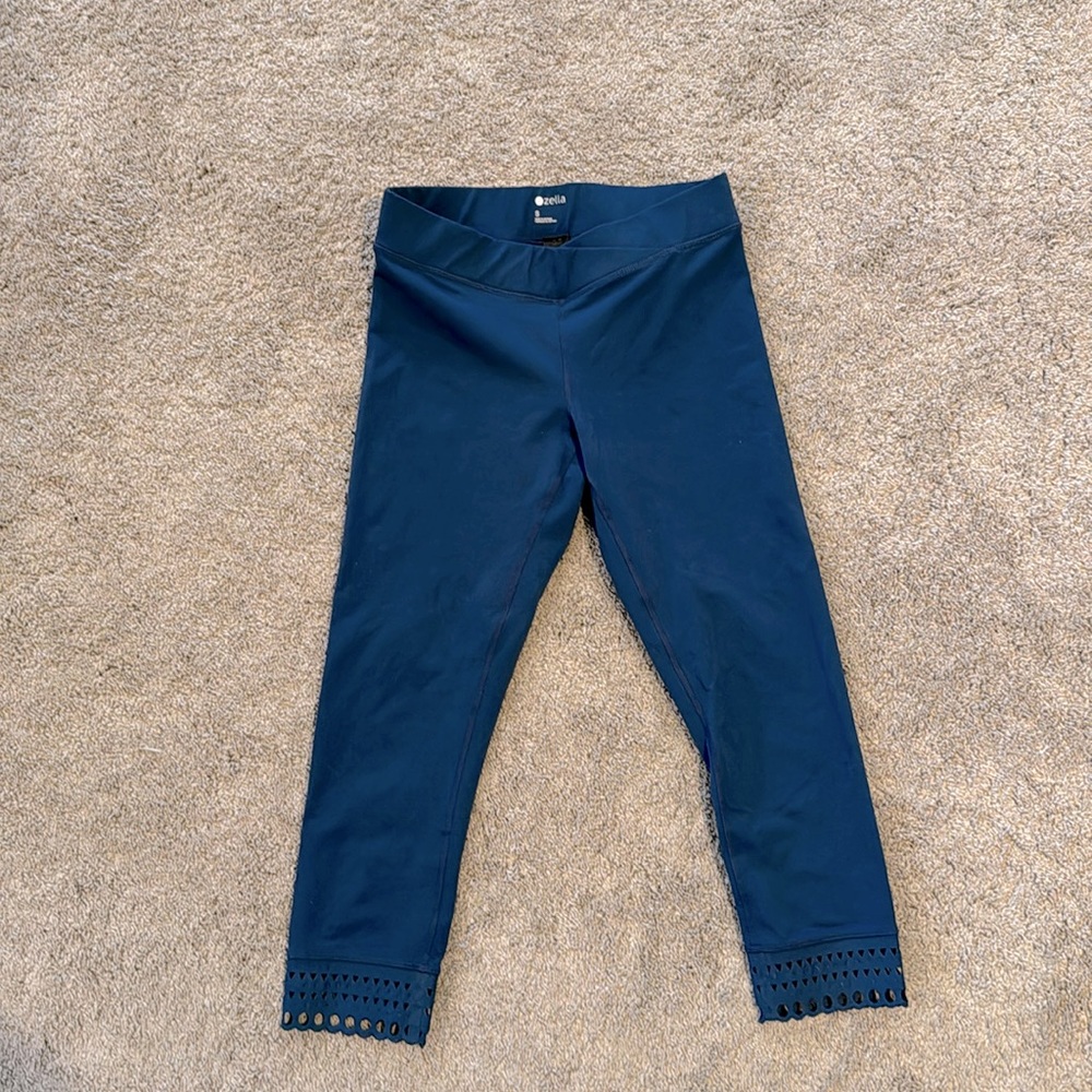 Zella dark powder blue sz small crop legging/active wear